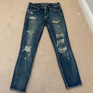 American Eagle Mid-Rise Distressed Cropped Jeans